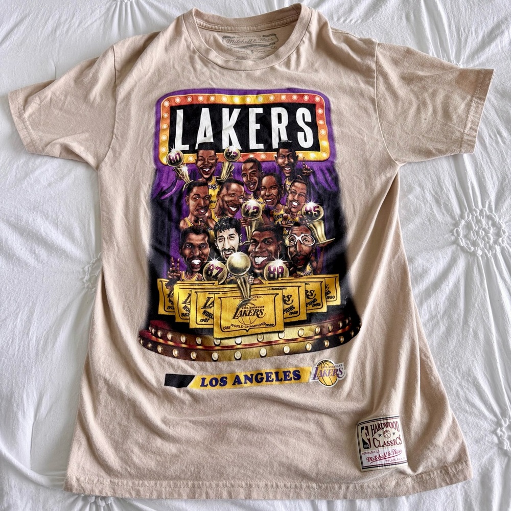 Mitchell & Ness Tan Graphic Los Angeles Lakers T-Shirt
